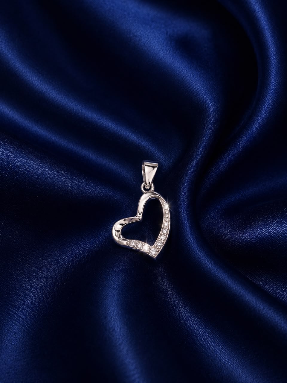 Loket Swiss Love