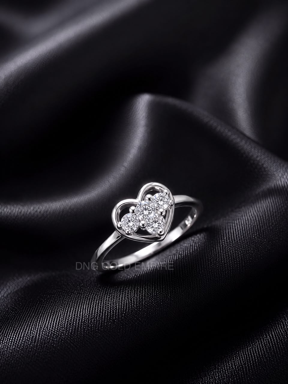 Cincin Batu Love