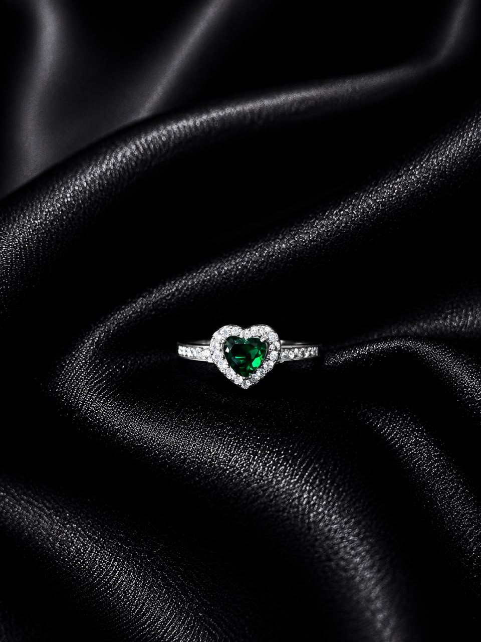 Cincin Swiss Batu Love
